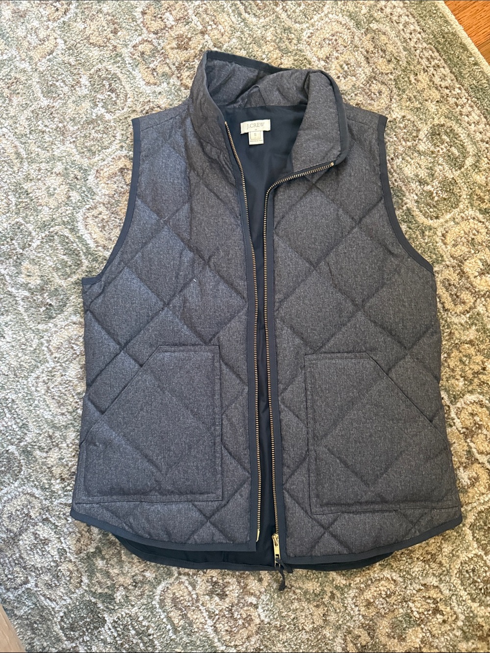 J. Crew Quilted Women’s Quilted Vest in Charcoal Gray - Small